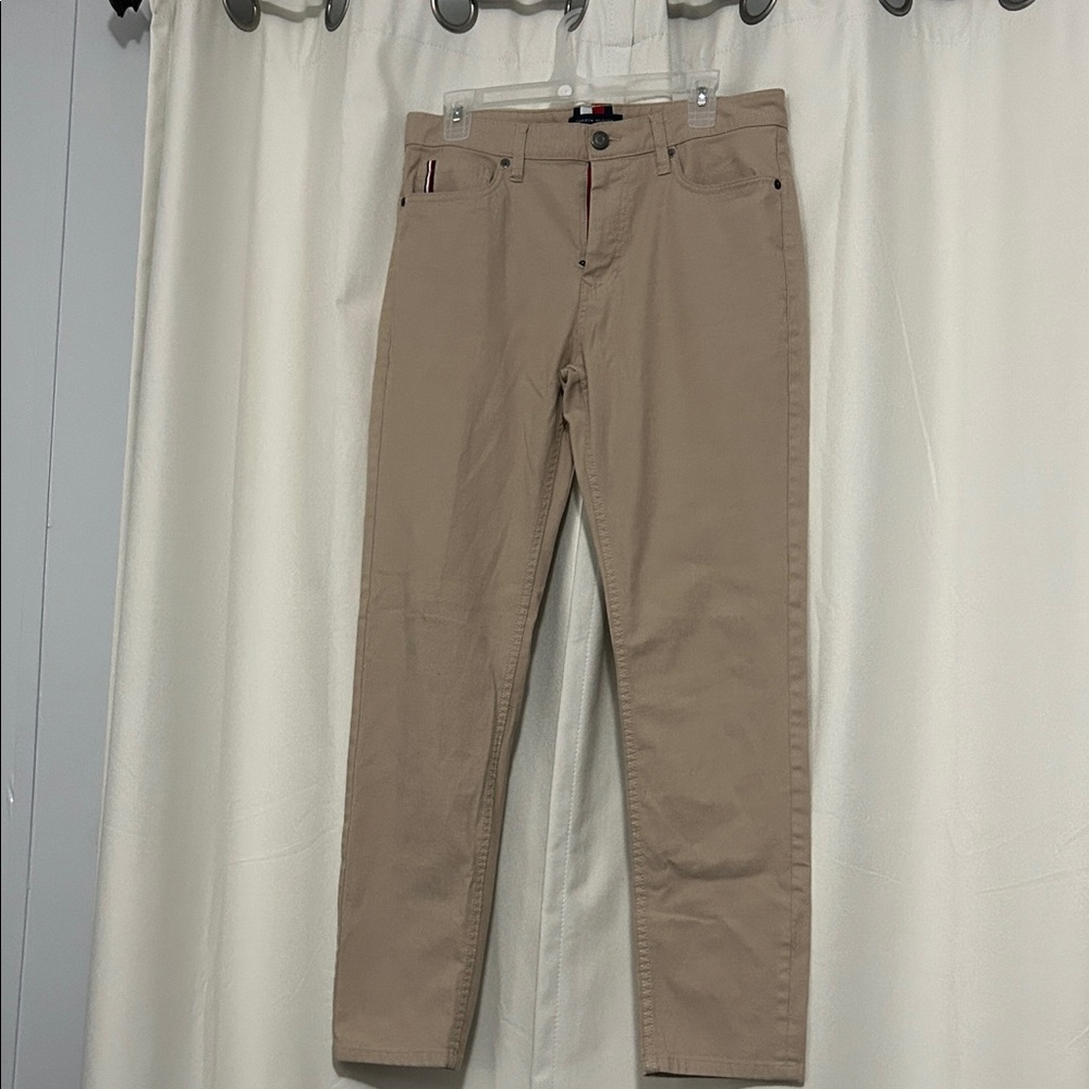 Tommy Hilfiger Men's Tan Chinos